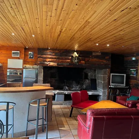 Maison Au Giraldes Puy Mary Volcan Chalet Gr400 *